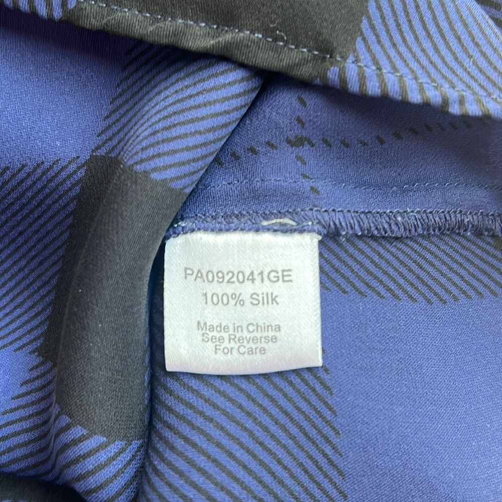 Parker navy silk shirt with black leather trim. Size XS. - Picture 4 of 4